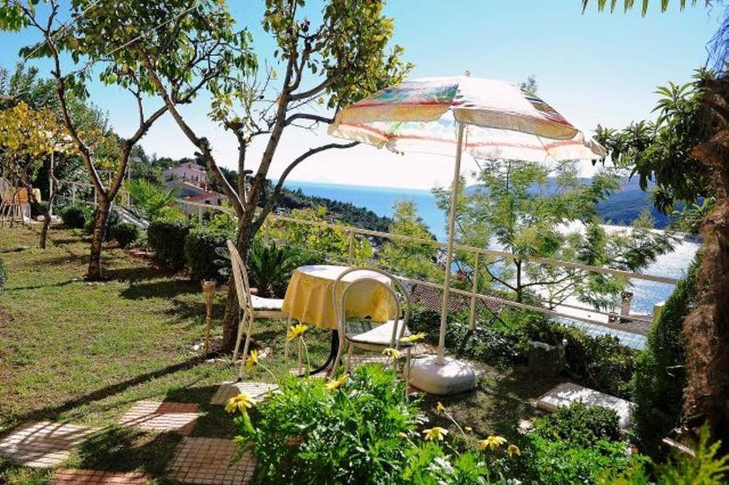 Apartments And Rooms With Parking Space Rabac, Labin - 12368 외부 사진